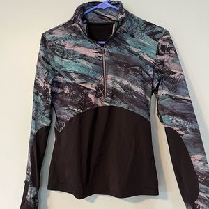 Lululemon cropped half zip running shirt